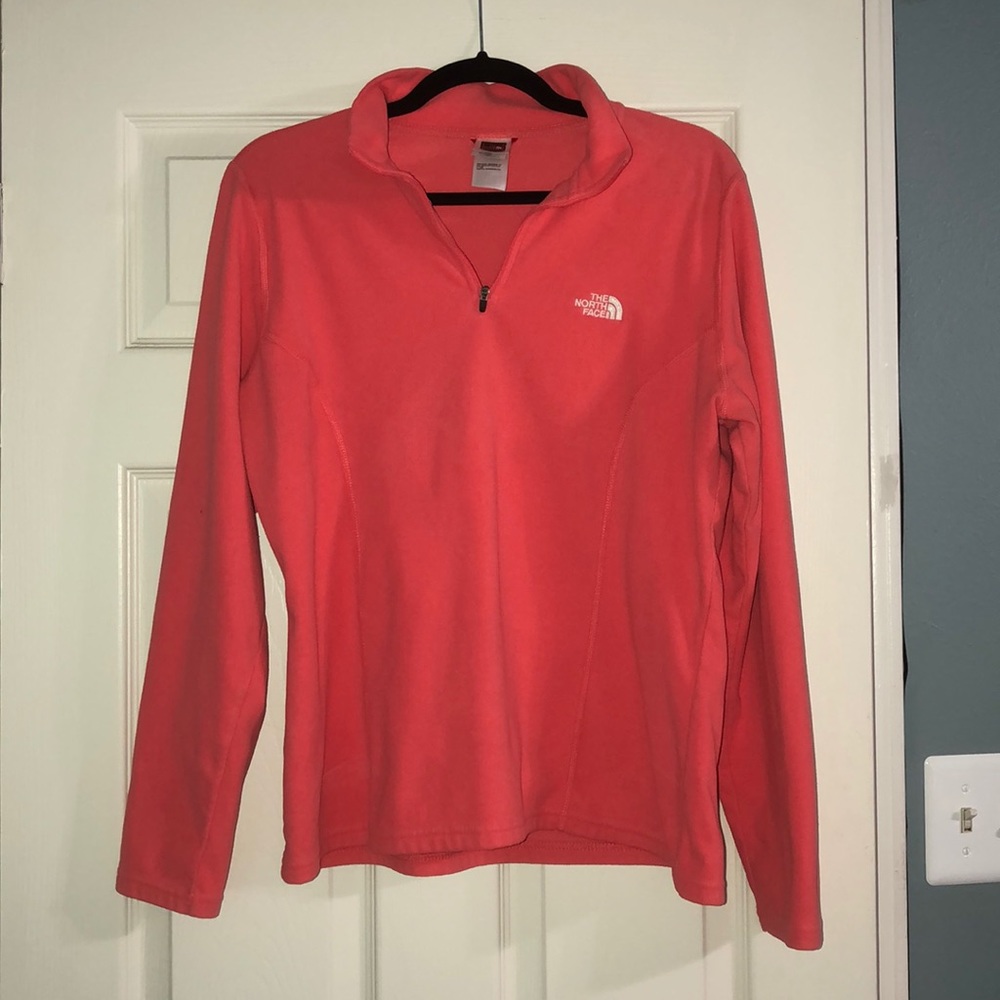 The North face pullover